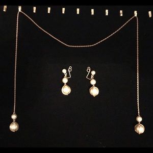 White pearl look gold tone scarf necklace earrings
